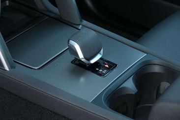 Land Rover Discovery Sport D200 Dynamic SE AWD Auto — photo 14