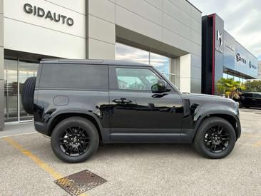 Land Rover Defender 90 S Edition 3.0 D200 — photo 7