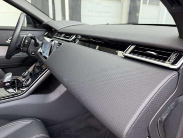 Land Rover Range Rover Velar D200 R-Dynamic SE Black Pano — photo 24