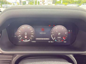 Land Rover Defender 90 S Edition 3.0 D200 — photo 12