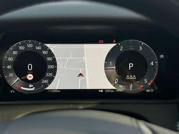 Land Rover Range Rover Velar D204 Dynamic SE Black Pack Noir — photo 10
