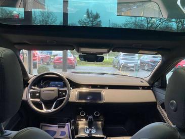 Land Rover Range Rover Evoque P300e R-Dynamic — photo 10