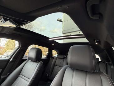 Land Rover Range Rover Velar D200 R-Dynamic SE Black Pano — photo 43
