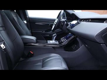 Land Rover Range Rover Evoque P300e R-Dynamic S — photo 11