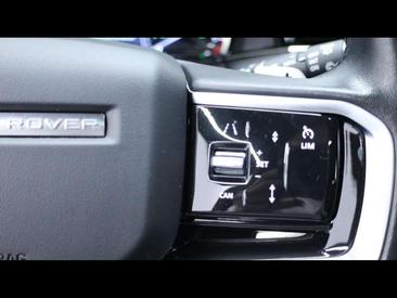 Land Rover Range Rover Evoque P300e R-Dynamic S — photo 18