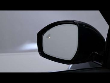 Land Rover Range Rover Evoque P300e R-Dynamic S — photo 28
