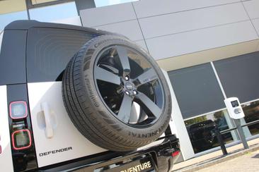 Land Rover Defender 110 P300e X-Dynamic HSE | Satin | Caraway | Trekha Gris — photo 47