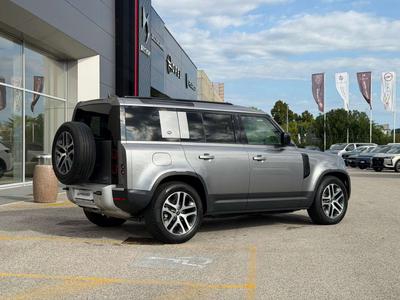 Land Rover Defender 110 SE AWD 3.0 D200