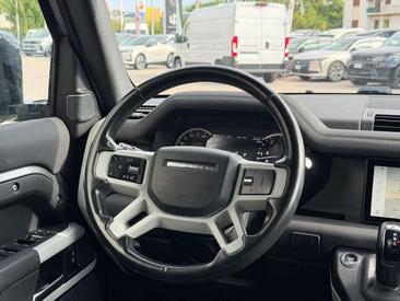Land Rover Defender 110 SE AWD 3.0 D200 — photo 16