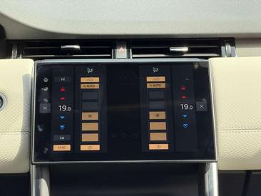 Land Rover Discovery Sport D163 Dynamic SE 4WD — photo 14
