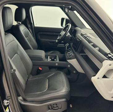 Land Rover Defender 110 Auto SE AUTOCARRO — photo 9