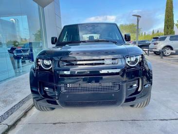 Land Rover Defender 110 3.0D L6 MHEV 350 AWD Aut. X-Dynamic HSE — photo 3