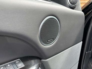 Land Rover Range Rover Sport Hybrid HSE Dynamic — photo 23