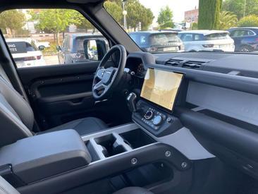 Land Rover Defender 110 3.0D L6 MHEV 350 AWD Aut. X-Dynamic HSE — photo 24