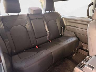 Land Rover Defender 90 X-Dynamic SE 3.0D I6 200 CV AWD Auto — photo 5