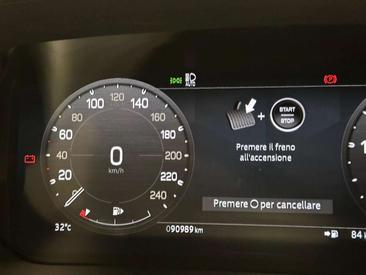 Land Rover Defender 110 X-Dynamic S Awd 3.0d I6 Mhev 200cv Auto — photo 11