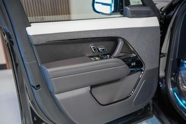 Land Rover Range Rover Sport SE Dynamic P460e — photo 7