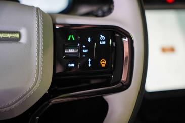 Land Rover Range Rover Sport SE Dynamic P460e — photo 14