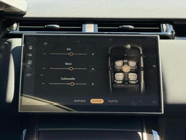 Land Rover Range Rover Velar 3.0D I6 300 R-Dynamic SE 4WD Auto — photo 9