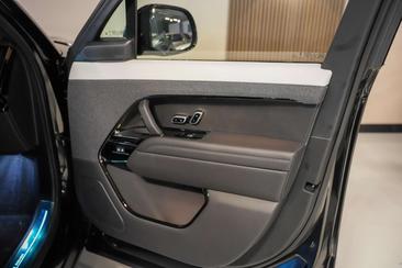 Land Rover Range Rover Sport SE Dynamic P460e — photo 23