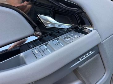 Land Rover Range Rover Evoque Hybrid Dynamic SE Black-Paket — photo 19