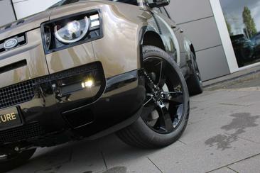 Land Rover Defender 110 X-Dynamic HSE P300e — photo 26