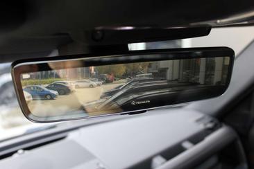 Land Rover Defender 110 X-Dynamic HSE P300e — photo 39