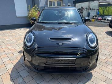 Mini Electric Cooper SE — photo 4