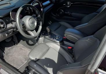 Mini Electric Cooper SE — photo 11