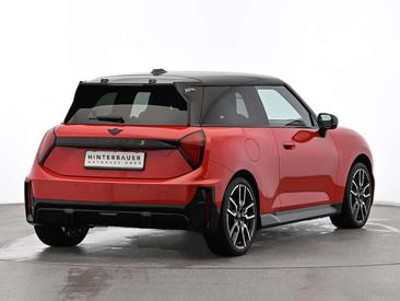 Mini Electric JCW Cooper SE — photo 5