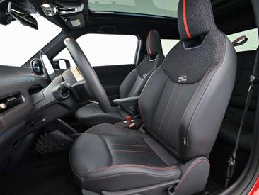 Mini Electric JCW Cooper SE — photo 10
