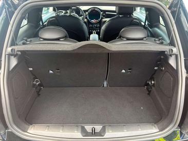 Mini Electric Cooper SE — photo 16