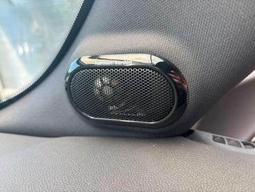 Mini Electric Cooper SE — photo 18