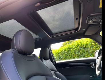Mini Electric Cooper SE — photo 19