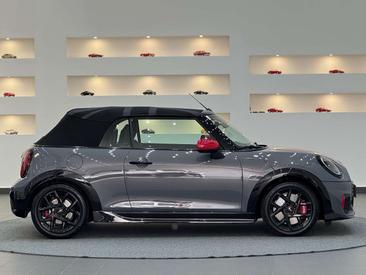 Mini Cabrio John Cooper Works — photo 5
