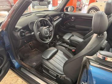 Mini Cabrio COOPER — photo 11