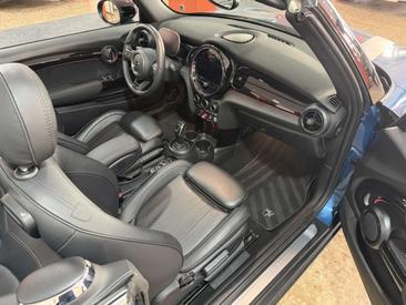 Mini Cabrio COOPER — photo 12