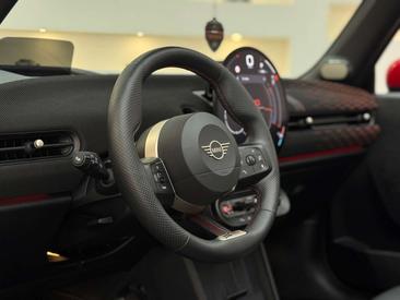 Mini Cabrio John Cooper Works — photo 18