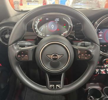 Mini Cabrio COOPER — photo 14