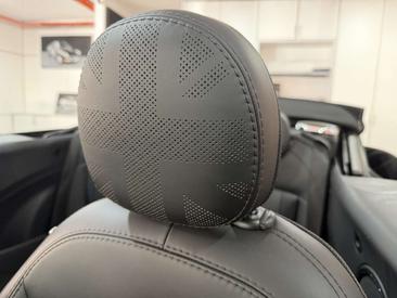 Mini Cabrio COOPER — photo 17