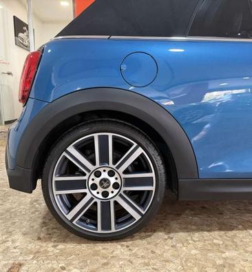 Mini Cabrio COOPER — photo 21