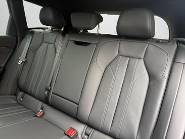 Audi Q6 SUV E-tron E-tron Quattro — photo 14