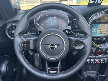 Mini Cabrio JCW Cooper S — photo 6
