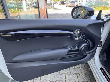 Mini Cabrio JCW Cooper S — photo 7