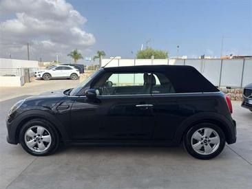 Mini Cabrio Essential One — photo 4