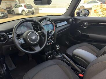 Mini Cabrio Essential One — photo 5