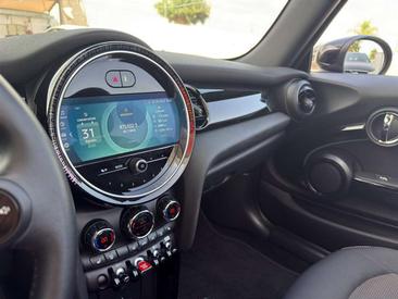 Mini Cabrio Essential One — photo 9