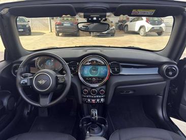 Mini Cabrio Essential One — photo 16
