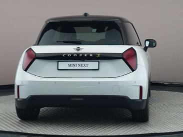 Mini Hatch Classic Cooper SE — photo 8
