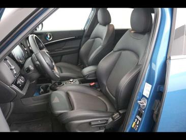 Mini Countryman COOPER SE — photo 9